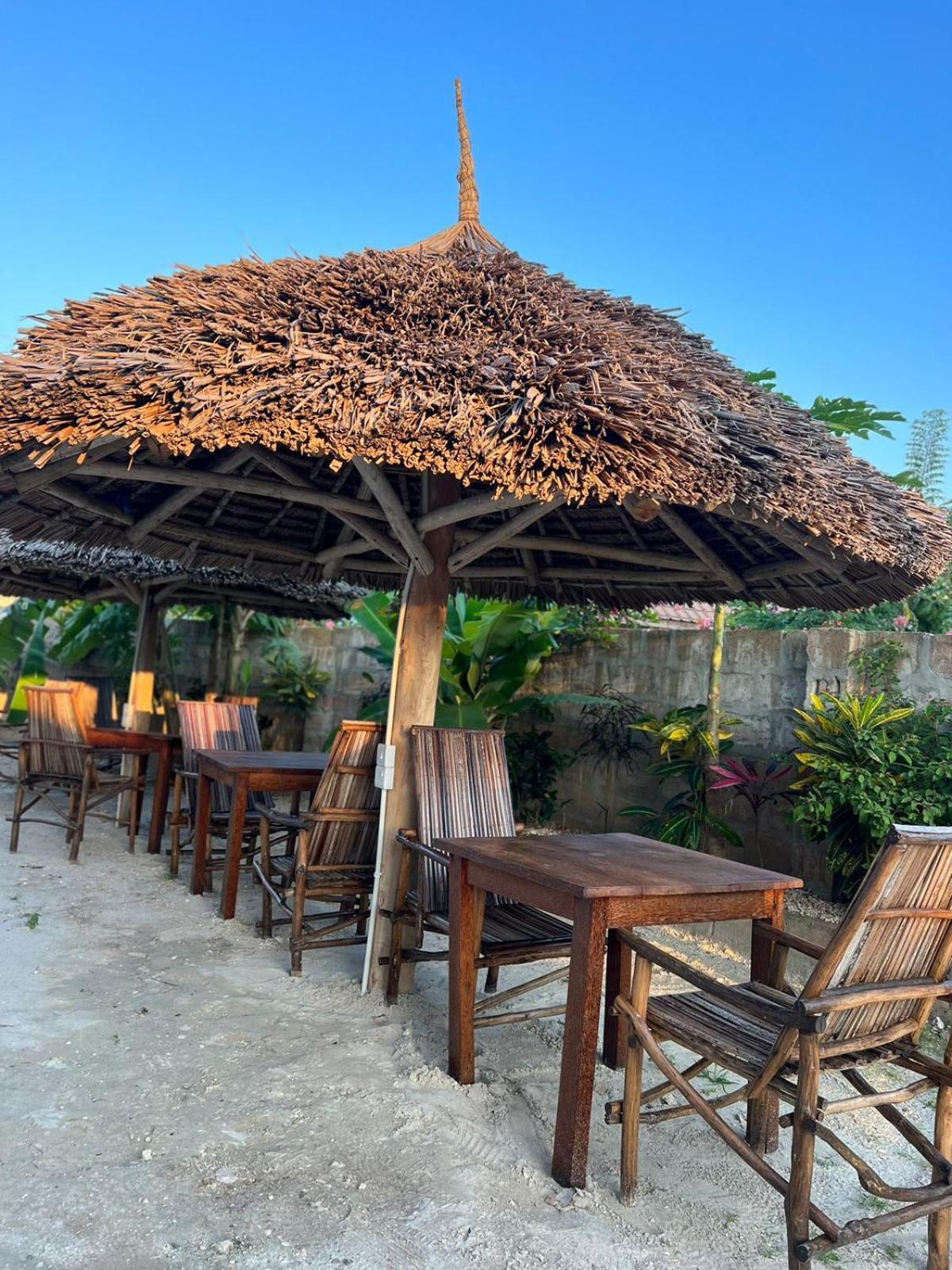 Mbuyuni Lodge Nungwi Ngoại thất bức ảnh
