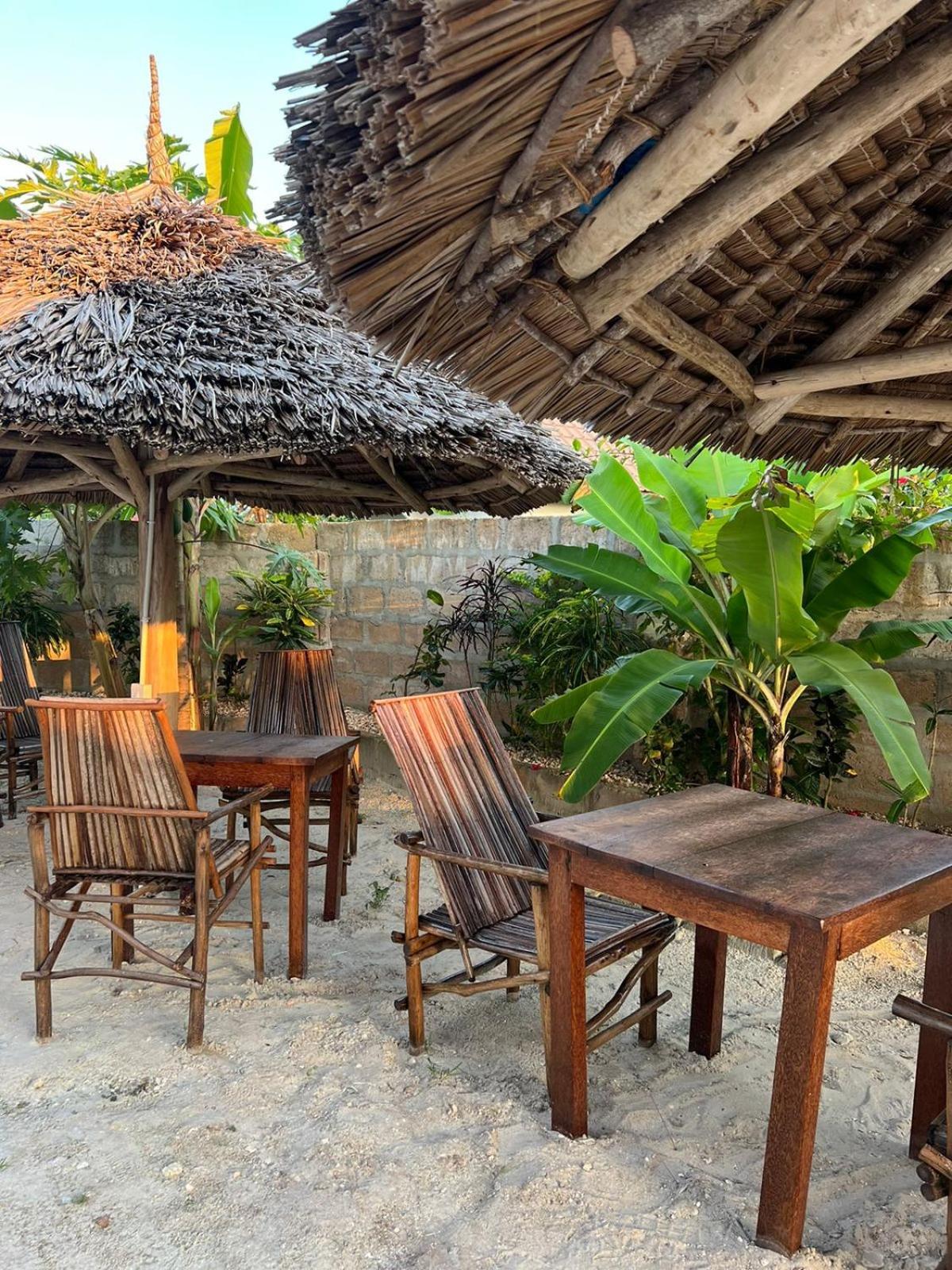 Mbuyuni Lodge Nungwi Ngoại thất bức ảnh